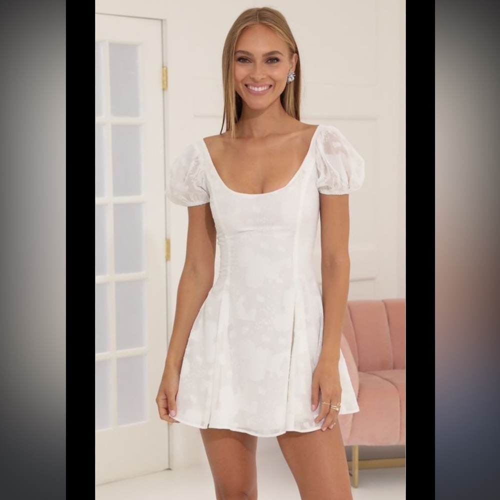 LUCY IN THE DKY MINI Babydoll Corset Dress in white size XXS NWOT